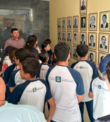 Câmara de Massaranduba realiza recepção de alunos