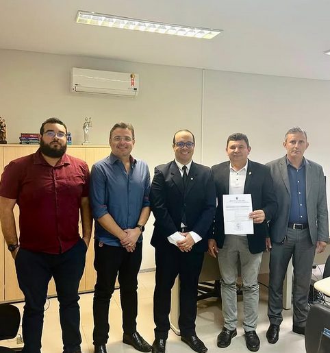 Presidente da Câmara de Massaranduba participa de audiência no MP e firma acordo para quitação de dívida com a CPCON